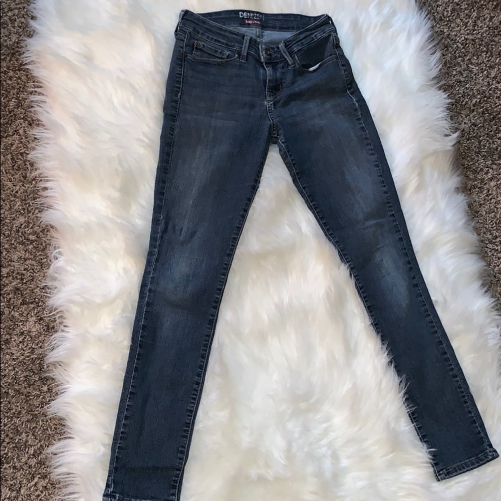 Levi jeans